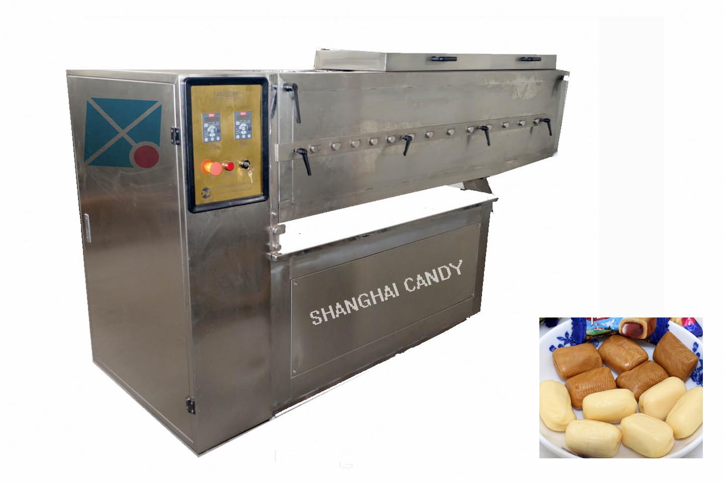 Soft chewing candy pulling machine